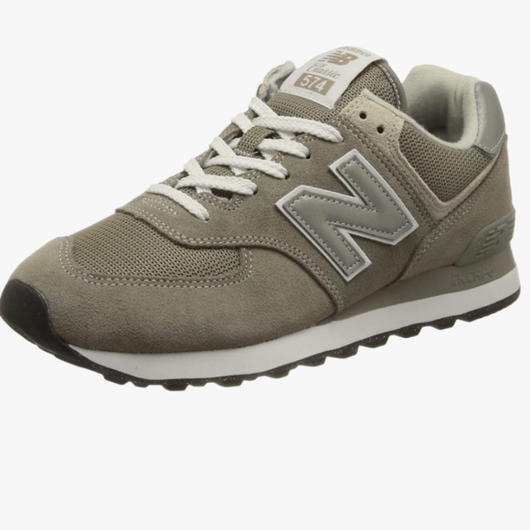 New Balance MENS athletic tennis shoes grey and white classic 574 shoe